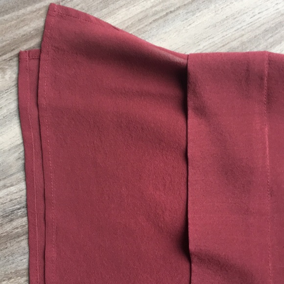 Banana republic silk blouse - Picture 3 of 3